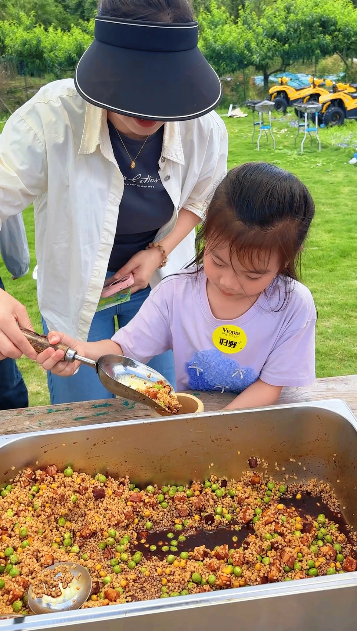 竹筒饭制作现场