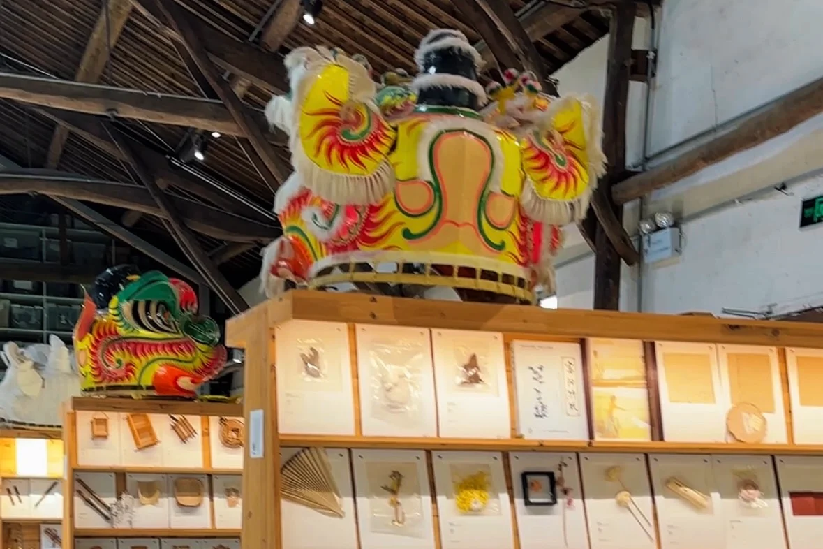 融设计图书馆
